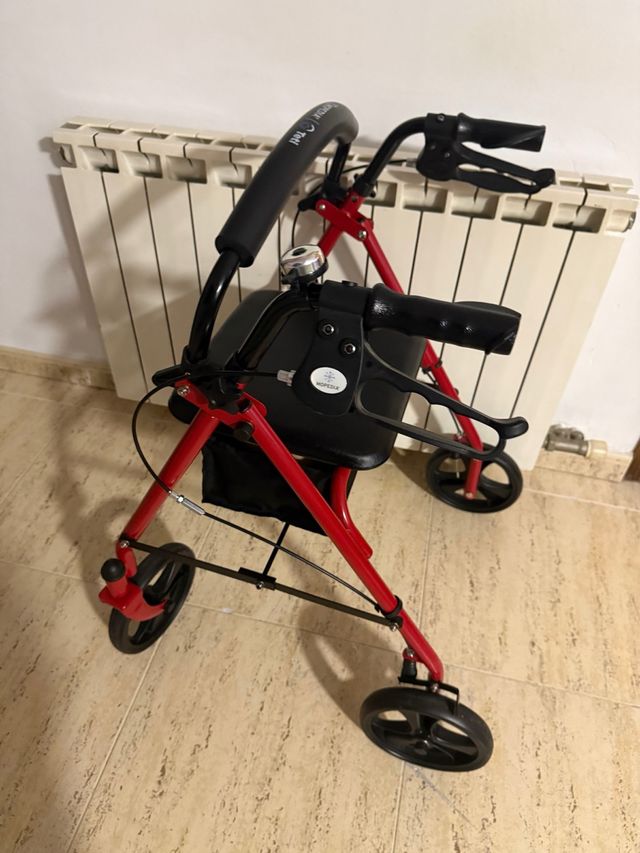 Andador caminador rojo