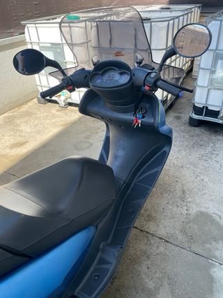Yamaha Majesty 125 Azul
