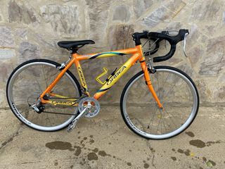 Bicicleta de carretera Orbea antigua