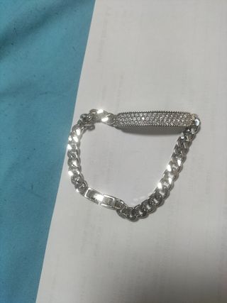 Pulsera plateada con circonitas