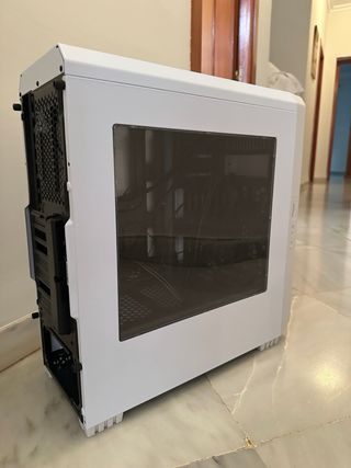 Caja Torre Ordenador Sobremesa Blanca