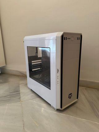 Caja Torre Ordenador Sobremesa Blanca