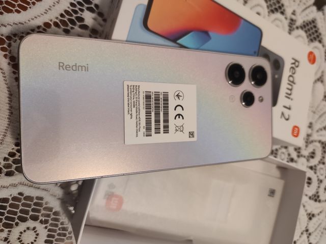 Xiaomi Redmi 12 Plateado 128GB