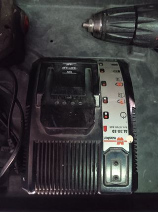 Taladro Inalámbrico y Cargador