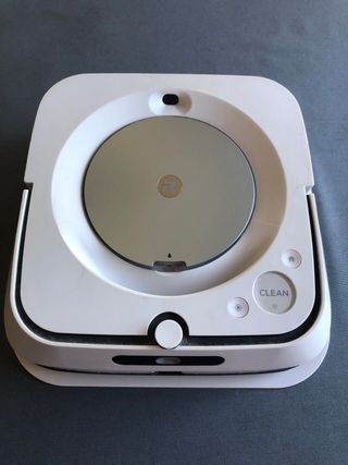 Robot friegasuelos Brava Jet