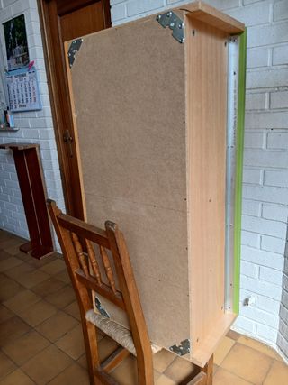 Mueble auxiliar colgante madera