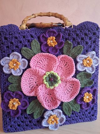 Borsa handmade con fiori