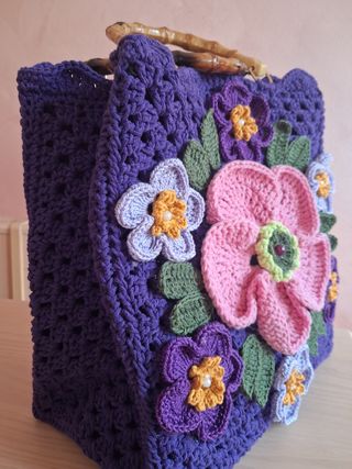 Borsa handmade con fiori