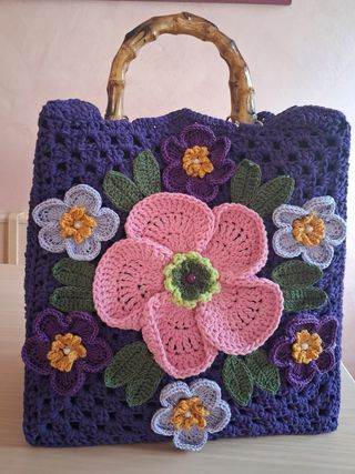 Borsa handmade con fiori