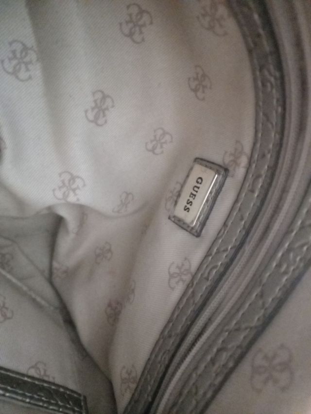 Bolso Guess Dorado Original