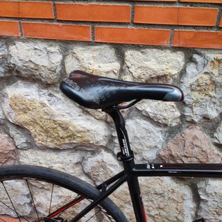Bicicleta de carretera MMR
Talla M (52)