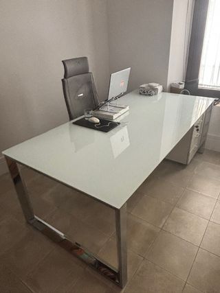 Escritorio Oficina Cristal y Metal 2x1m