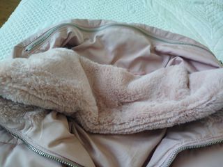 Cazadora Zara rosa mujer