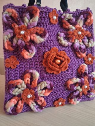 Borsa fatta a mano con fiori
