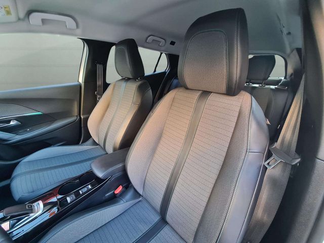 Peugeot 2008 1.2i 130cv. "ALLURE PACK" AUTOMÀTICO