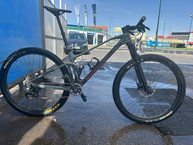 Mondraker F-Podium Carbon DC 2023 Mejorada