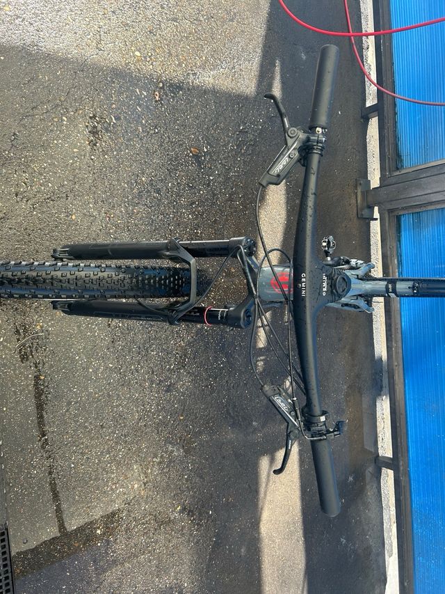 Mondraker F-Podium Carbon DC 2023 Mejorada