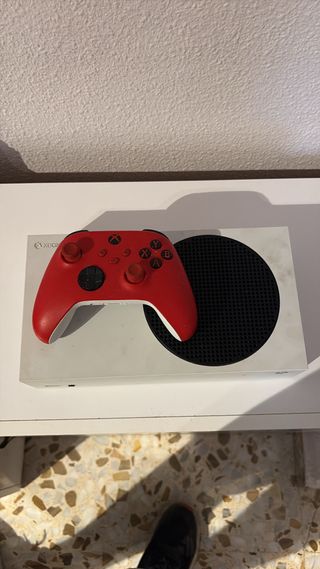 Xbox Series S Roja y Blanca
