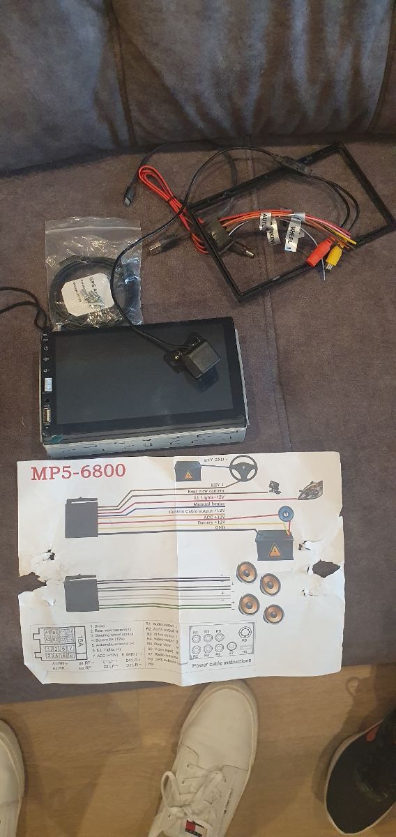 Radio 2 Din MP5-6800 con Cámara y GPS