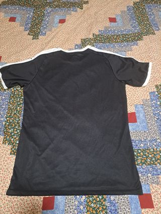 Camiseta deportiva Puma negra