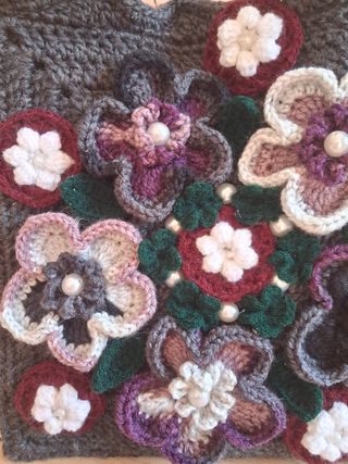 Borsa handmade floreale grigia