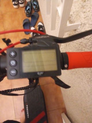 Patinete eléctrico Speedway con batería jodida 