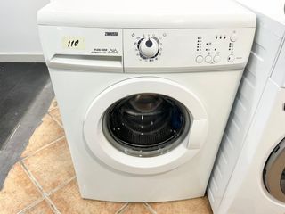 LAVADORA ZANUSSI 7KG 1000RPM A+++. SEMINUEVO