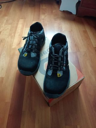 Zapatos BASE Hombre Negros