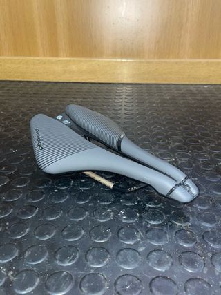 Sillin Prologo Dimensión Space (153mm)
