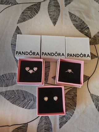 Anillos y pendientes Pandora corazón plata