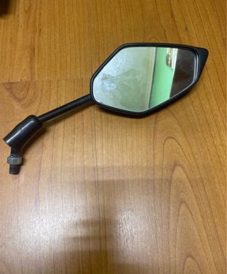 tapa delantera lateral Nmax/X Max y espejo