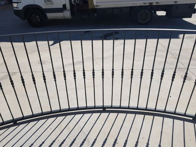 Ringhiera centinata zincata e verniciata a polvere