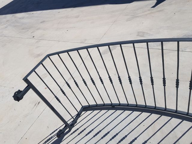 Ringhiera centinata zincata e verniciata a polvere