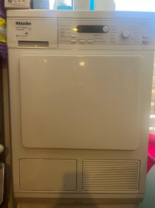 Secadora Miele T8826 ...7kg