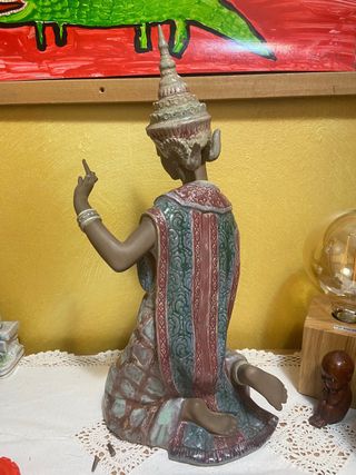 Lladro Danzatrice Thailandese