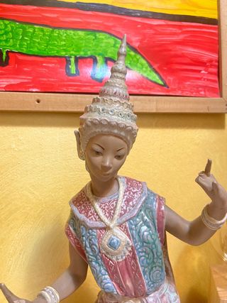 Lladro Danzatrice Thailandese