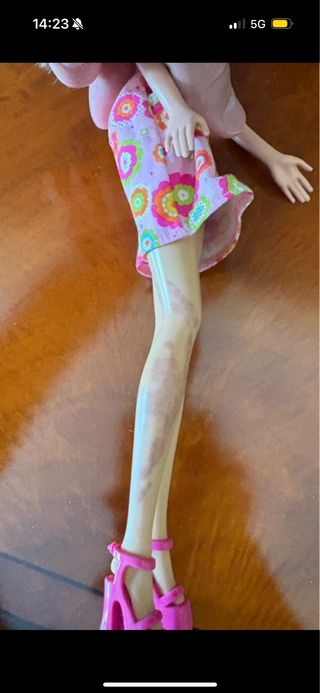 4 Barbie assortite da collezione