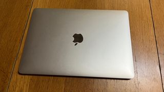 MacBook Pro 2020 I5 Pantalla fisurada
