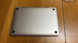 MacBook Pro 2020 I5 Pantalla fisurada