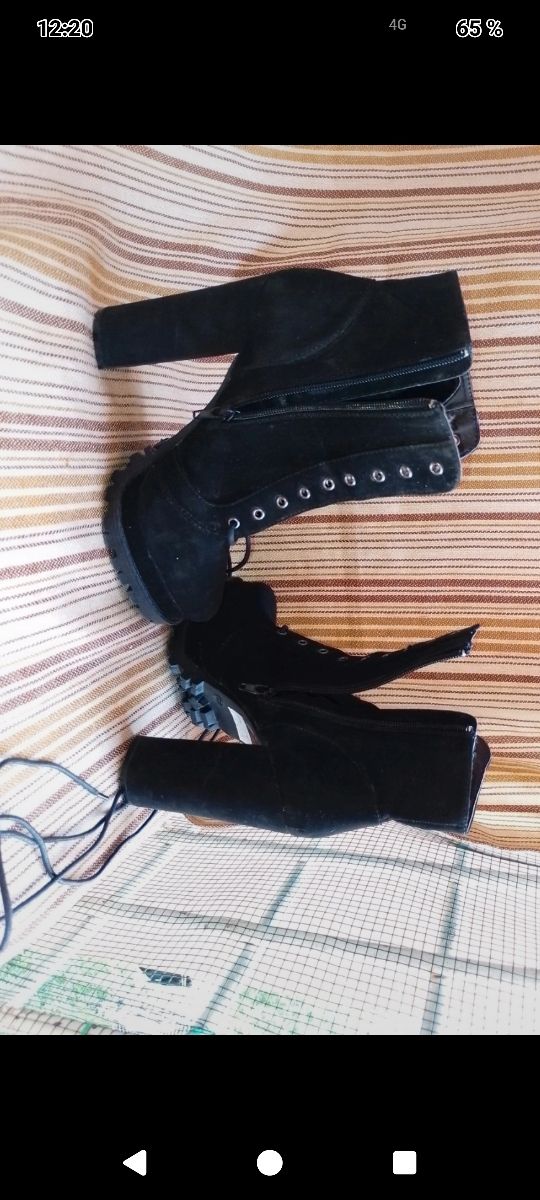 Botines de ante negros para mujer