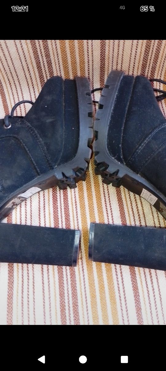 Botines de ante negros para mujer