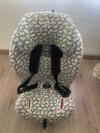 Silla infantil a contramarcha AXKID Minikid