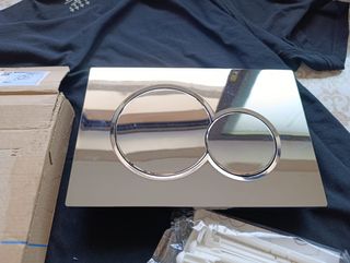 Tavoletta scarico Geberit doppio pulsante