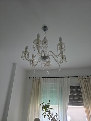 Lámpara araña de cristal y metal