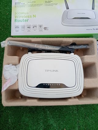 TP-LINK TL-WR841N Router Inalámbrico N 300Mbps