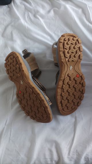 Sandalias trekking T38+ regalo escarpines