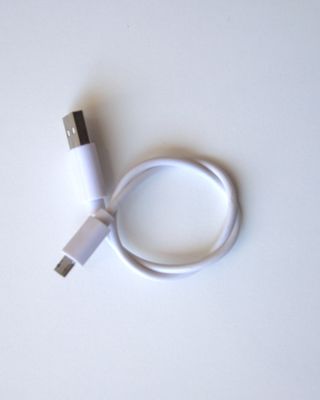 5.Cable USB a Micro USB 26cm