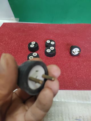 Lote enchufes goma y clavija antiguo sin estrenar