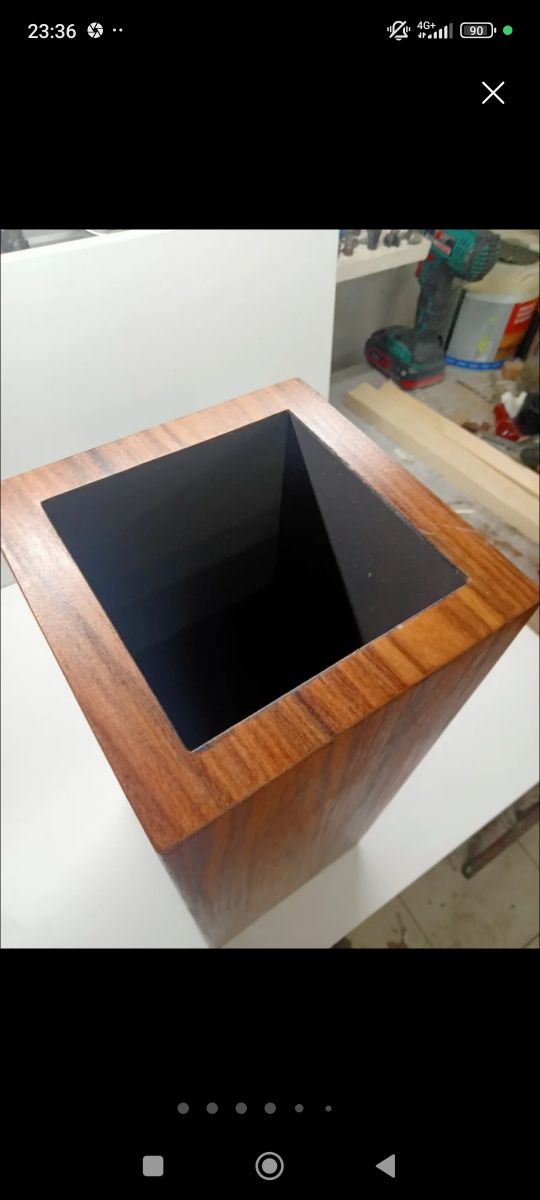 Bellissimo vaso in palissandro