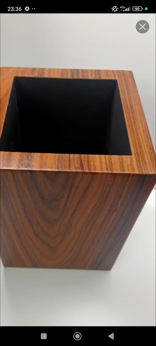 Bellissimo vaso in palissandro